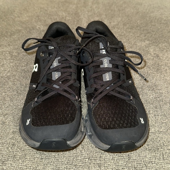 On Cloud Shoes - Picture 3 of 7